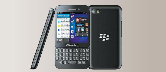 Imagen del BlackBerry Q5 en negro